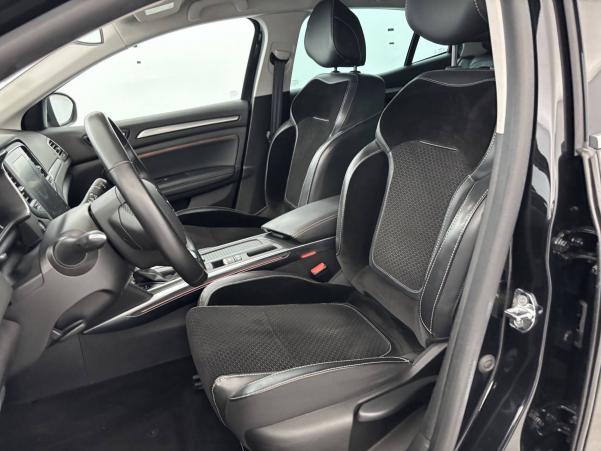 Vente en ligne Renault Megane 4 Mégane IV Berline dCi 110 Energy EDC au prix de 15 990 €