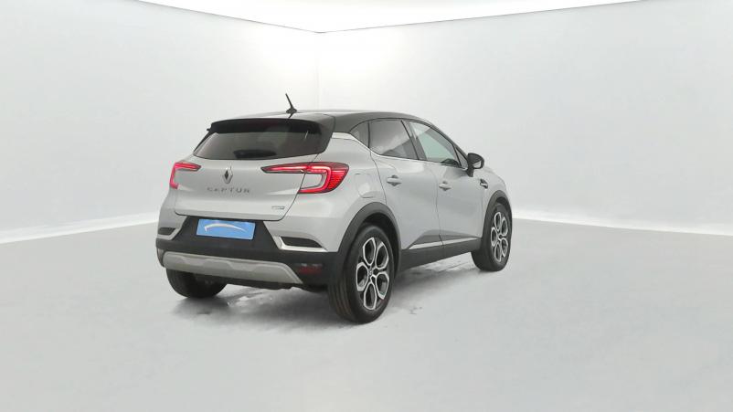 Vente en ligne Renault Captur  E-Tech Plug-in 160 au prix de 19 590 €