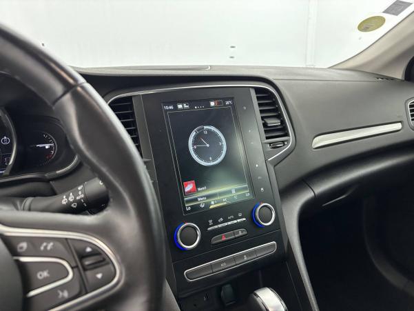 Vente en ligne Renault Megane 4 Mégane IV Berline dCi 110 Energy EDC au prix de 15 990 €