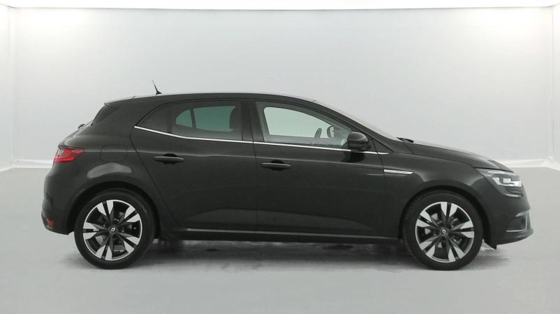 Vente en ligne Renault Megane 4 Mégane IV Berline dCi 110 Energy EDC au prix de 15 990 €