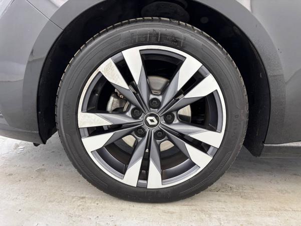 Vente en ligne Renault Megane 4 Mégane IV Berline dCi 110 Energy EDC au prix de 15 990 €