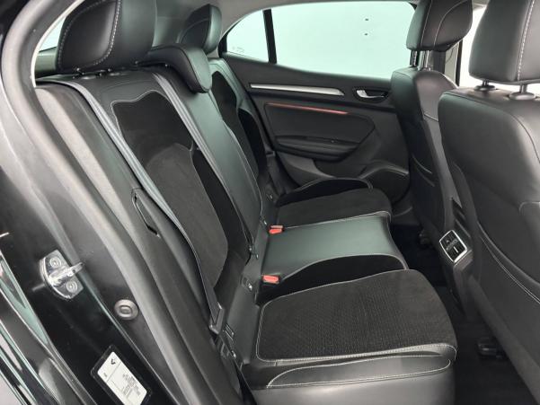 Vente en ligne Renault Megane 4 Mégane IV Berline dCi 110 Energy EDC au prix de 15 990 €
