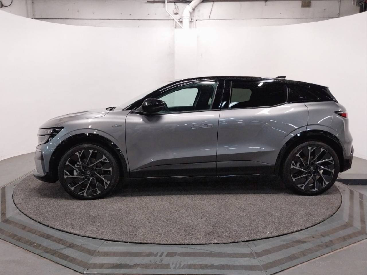 Vente en ligne Renault Megane E-Tech  220 ch autonomie confort au prix de 45 900 €