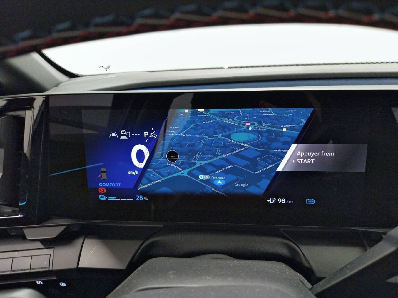 Vente en ligne Renault Megane E-Tech  220 ch autonomie confort au prix de 45 900 €