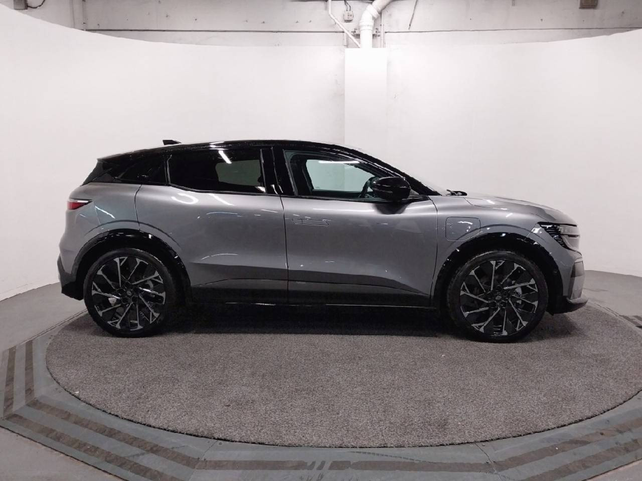 Vente en ligne Renault Megane E-Tech  220 ch autonomie confort au prix de 45 900 €