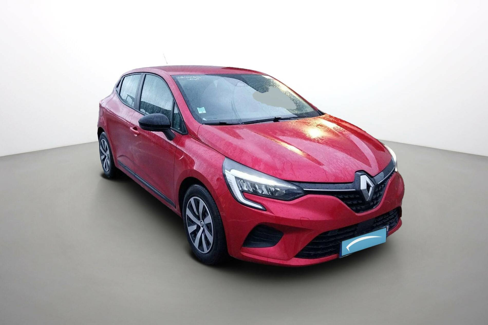 Vente en ligne Renault Clio 5 Clio E-Tech full hybrid 145 au prix de 17 990 €
