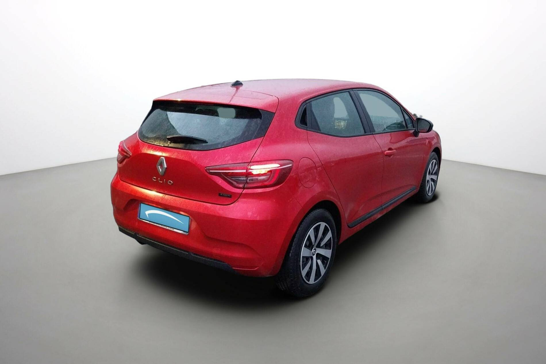 Vente en ligne Renault Clio 5 Clio E-Tech full hybrid 145 au prix de 17 990 €