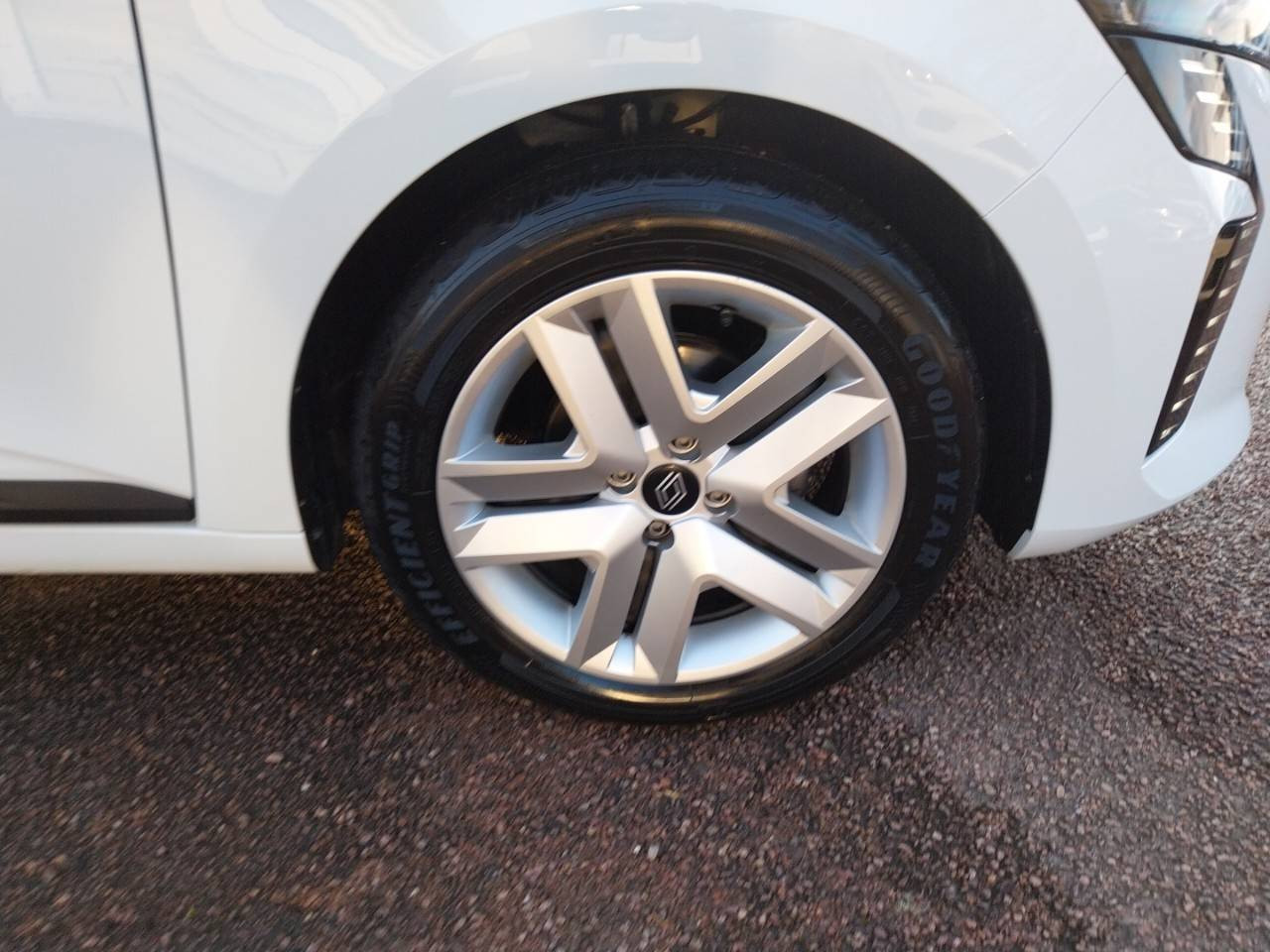 Vente en ligne Renault Clio 5 Clio SCe 65 ch GSR2 au prix de 15 990 €