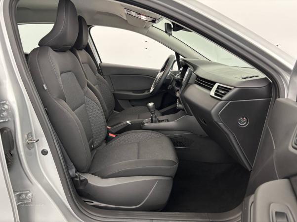 Vente en ligne Renault Clio 5 Clio TCe 90 au prix de 16 990 €