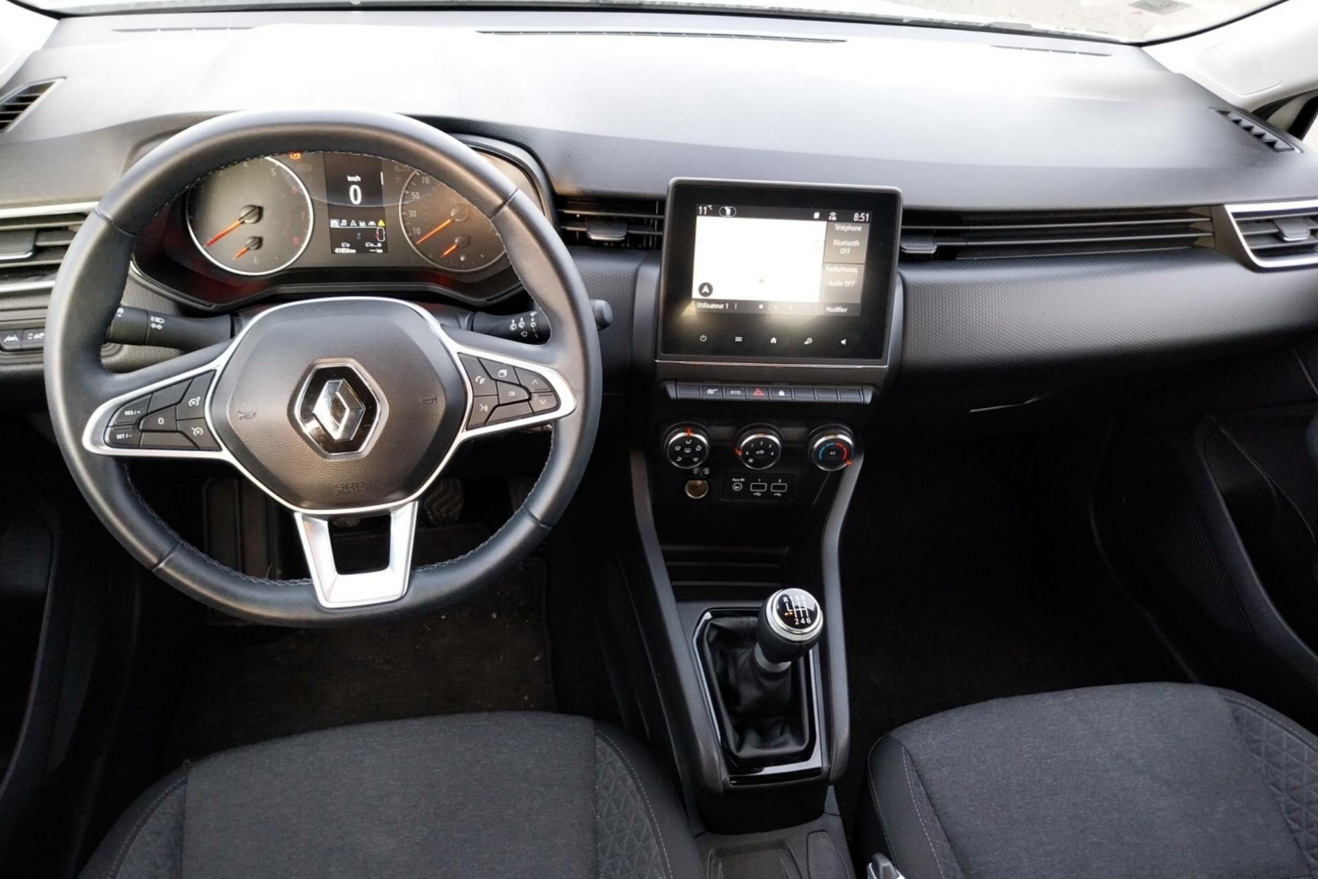 Vente en ligne Renault Clio 5 Clio TCe 90 - 21N au prix de 13 690 €