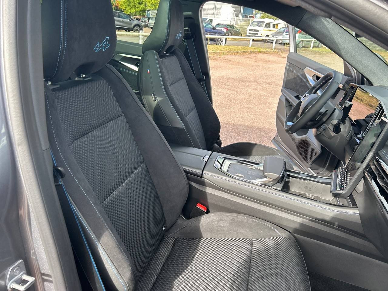 Vente en ligne Renault Austral  E-Tech full hybrid 200 GSR2 au prix de 35 990 €