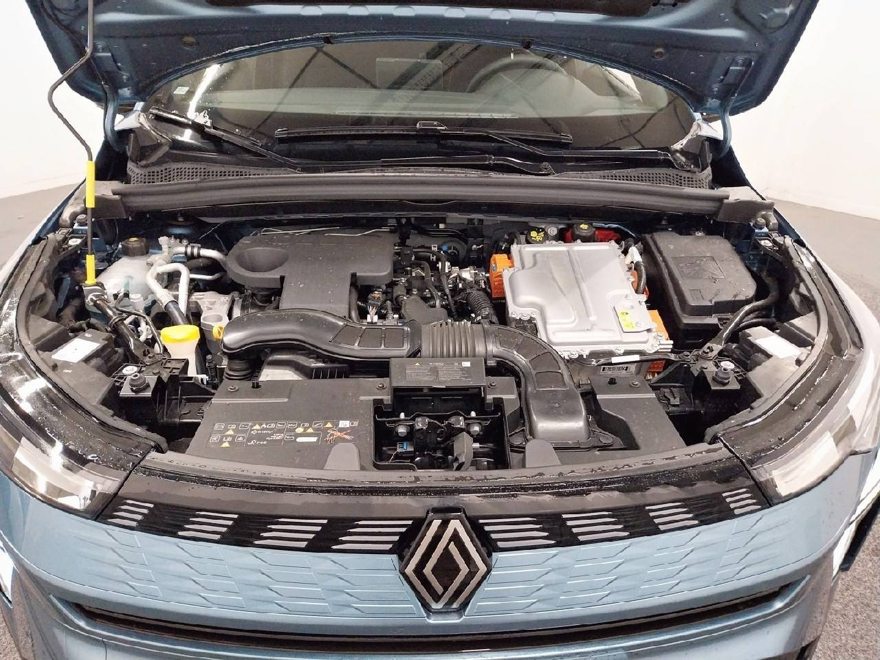 Vente en ligne Renault Symbioz  E-Tech full hybrid 145 au prix de 34 310 €