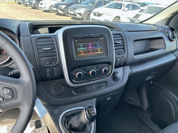 Vente en ligne Renault Trafic 3 Fourgon TRAFIC FGN L1H1 1000 KG DCI 120 au prix de 19 990 €