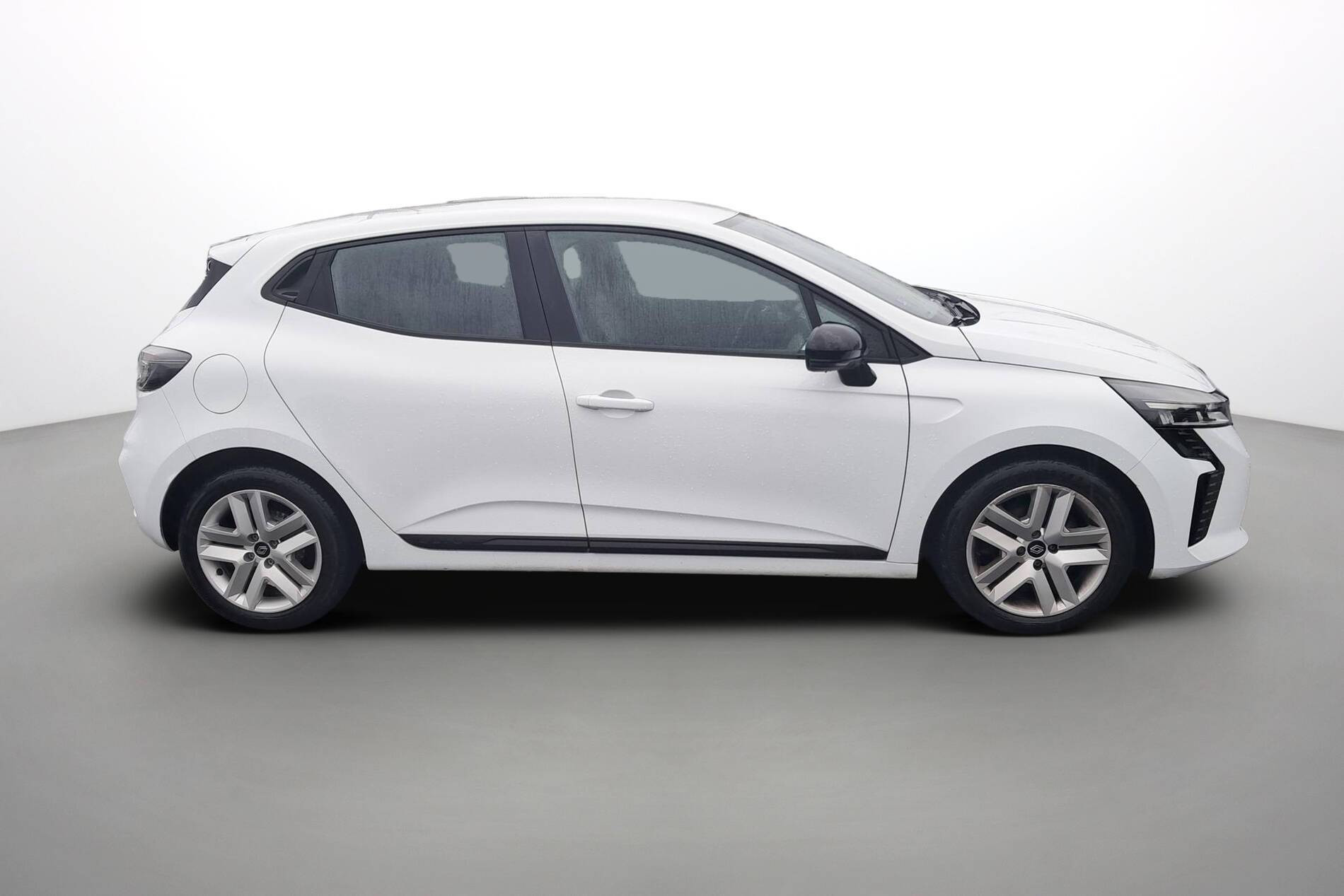 Vente en ligne Renault Clio 5 Clio TCe 90 au prix de 14 990 €