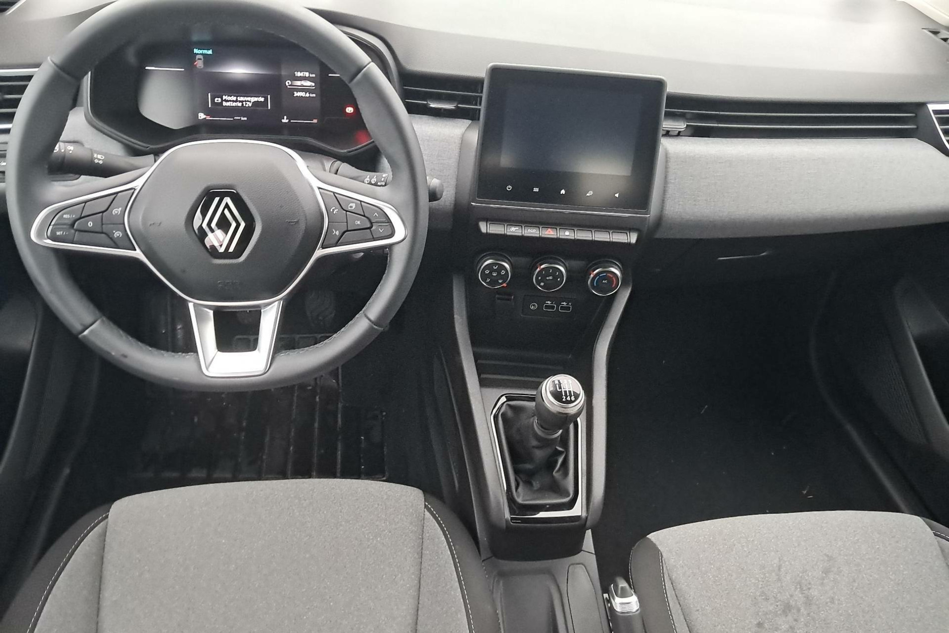 Vente en ligne Renault Clio 5 Clio TCe 90 au prix de 14 990 €