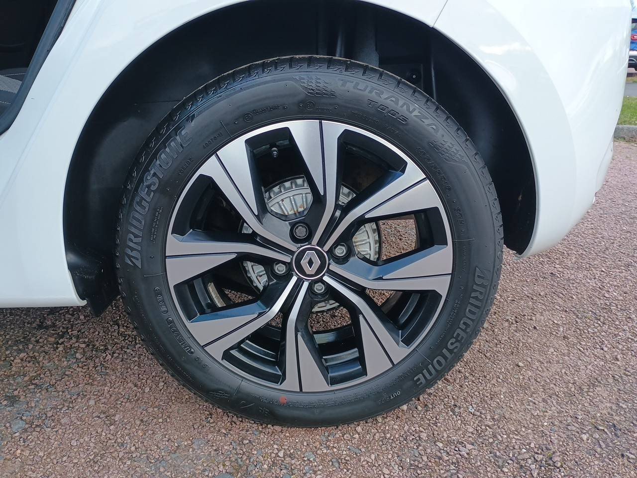 Vente en ligne Renault Clio 5 Clio TCe 90 - 21N au prix de 13 890 €