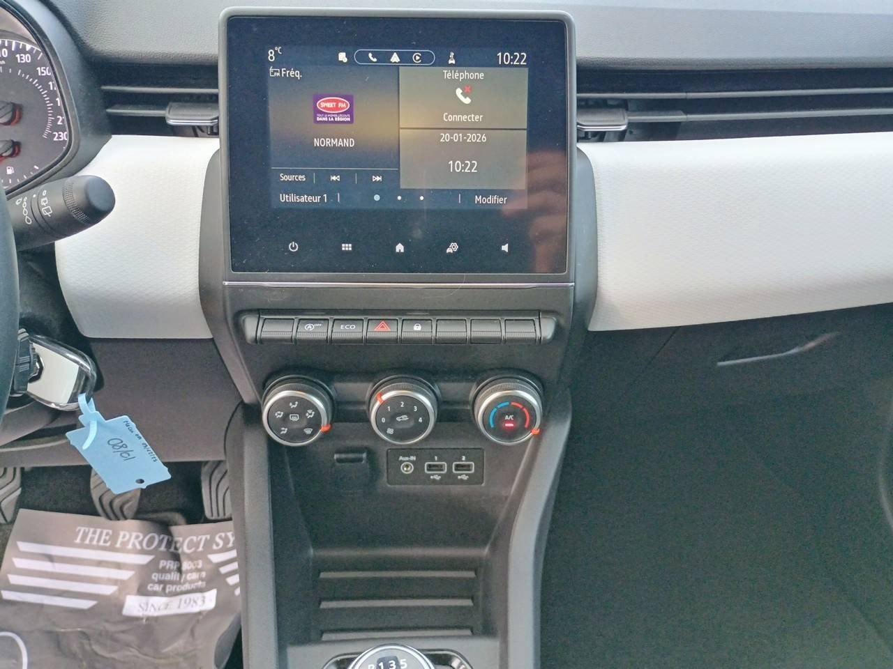 Vente en ligne Renault Clio 5 Clio TCe 90 - 21N au prix de 13 890 €