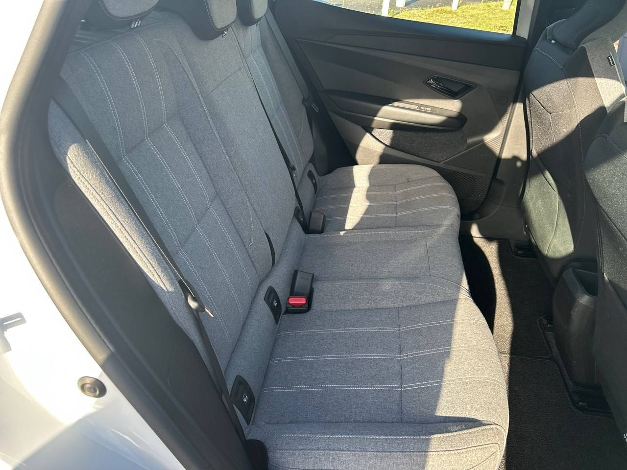 Vente en ligne Renault Megane E-Tech  EV40 130ch standard charge au prix de 18 590 €