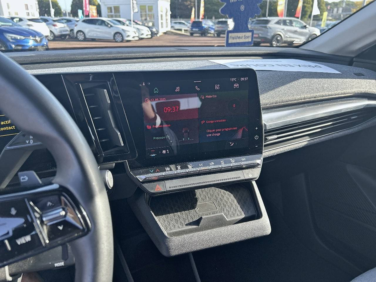 Vente en ligne Renault Megane E-Tech  EV40 130ch standard charge au prix de 18 590 €