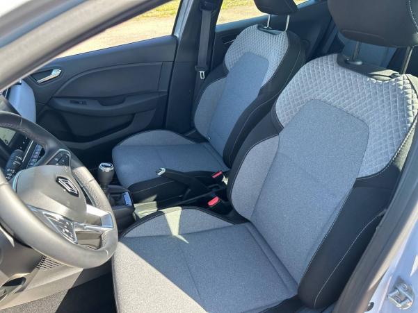 Vente en ligne Renault Clio 5 Clio TCe 100 GPL au prix de 17 490 €