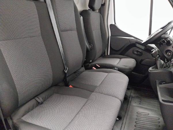 Vente en ligne Renault Master 3 Fourgon MASTER FGN TRAC F3500 L2H2 DCI 135 au prix de 22 200 €