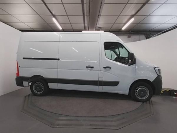 Vente en ligne Renault Master 3 Fourgon MASTER FGN TRAC F3500 L2H2 DCI 135 au prix de 22 200 €