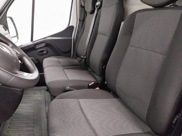 Vente en ligne Renault Master 3 Fourgon MASTER FGN TRAC F3500 L2H2 DCI 135 au prix de 22 200 €