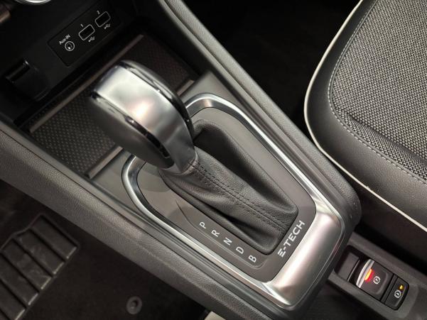 Vente en ligne Renault Captur  E-Tech 145 - 21 au prix de 21 990 €