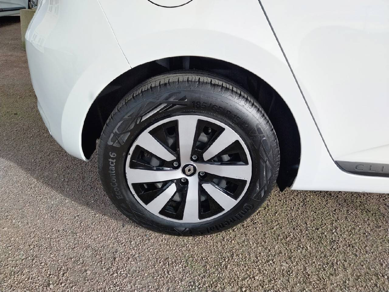 Vente en ligne Renault Clio 5 Clio TCe 90 au prix de 14 790 €