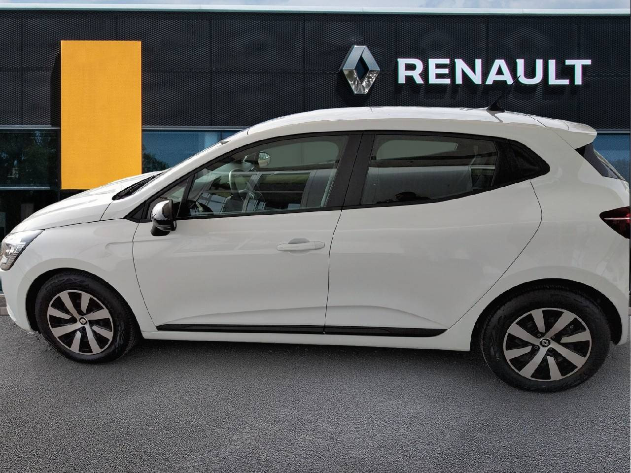 Vente en ligne Renault Clio 5 Clio TCe 90 au prix de 14 790 €