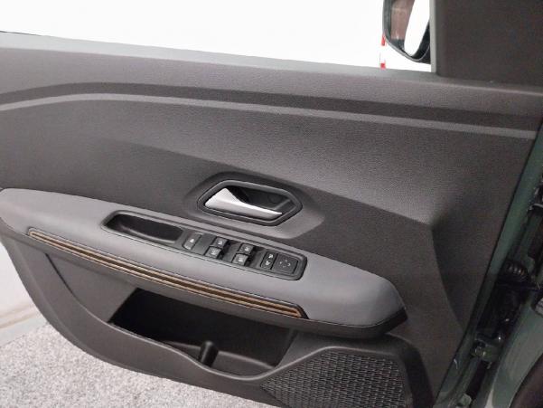 Vente en ligne Dacia Sandero  ECO-G 100 GSR2 au prix de 17 990 €