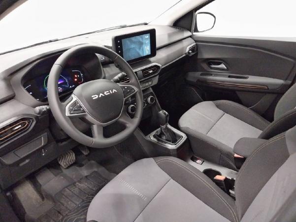 Vente en ligne Dacia Jogger  Hybrid 140 7 places au prix de 26 900 €