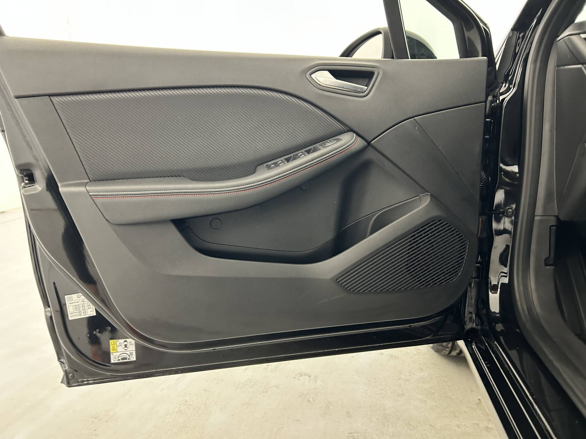 Vente en ligne Renault Clio 5 Clio TCe 140 au prix de 19 790 €