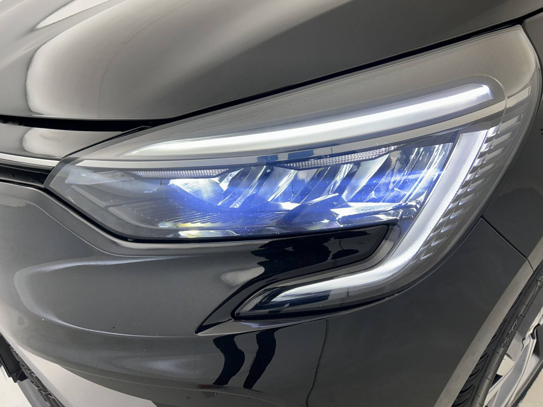 Vente en ligne Renault Clio 5 Clio TCe 140 au prix de 19 790 €