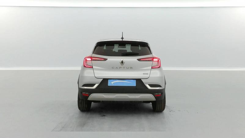Vente en ligne Renault Captur  E-Tech Plug-in 160 au prix de 19 590 €