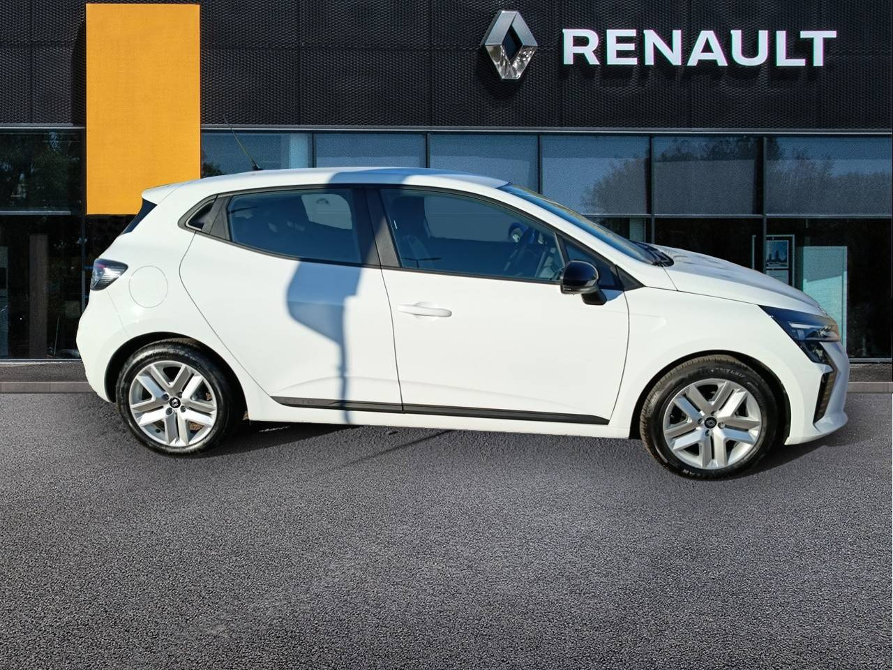 Vente en ligne Renault Clio 5 Clio TCe 90 ch GSR2 au prix de 16 990 €