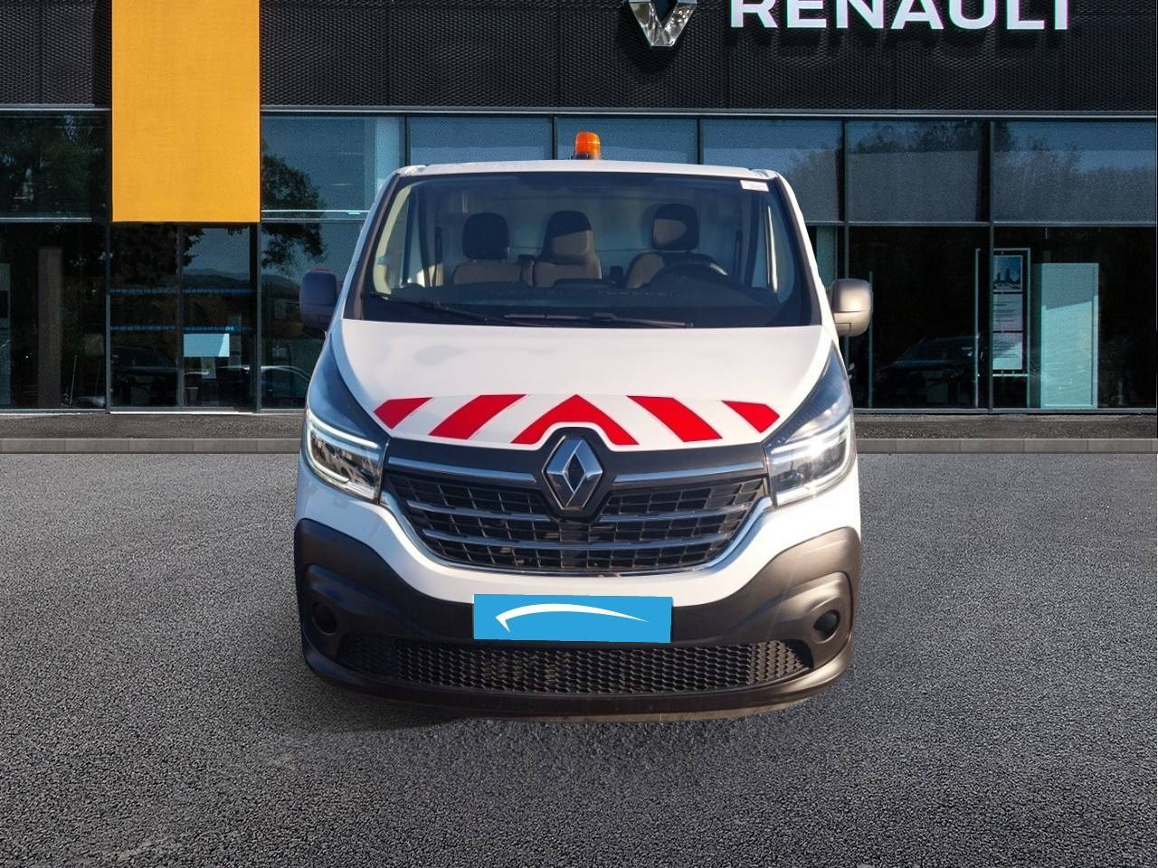 Vente en ligne Renault Trafic 3 Fourgon TRAFIC FGN L2H1 1300 KG DCI 120 au prix de 19 990 €