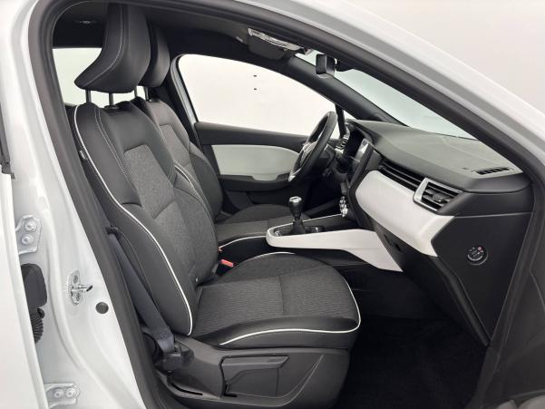 Vente en ligne Renault Clio 5 Clio Blue dCi 100 - 21N au prix de 16 990 €
