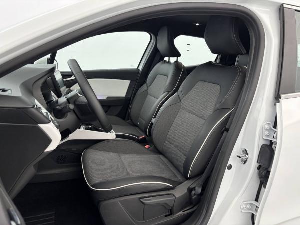 Vente en ligne Renault Clio 5 Clio Blue dCi 100 - 21N au prix de 16 990 €