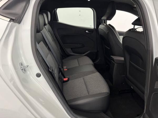 Vente en ligne Renault Clio 5 Clio Blue dCi 100 - 21N au prix de 16 990 €
