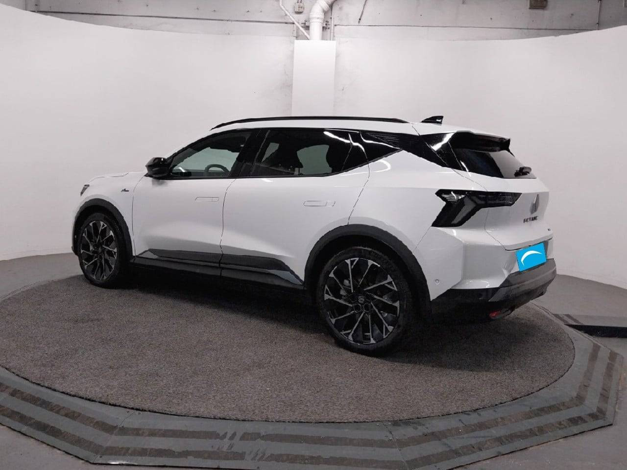 Vente en ligne Renault Scenic E-Tech  220 ch grande autonomie au prix de 41 990 €