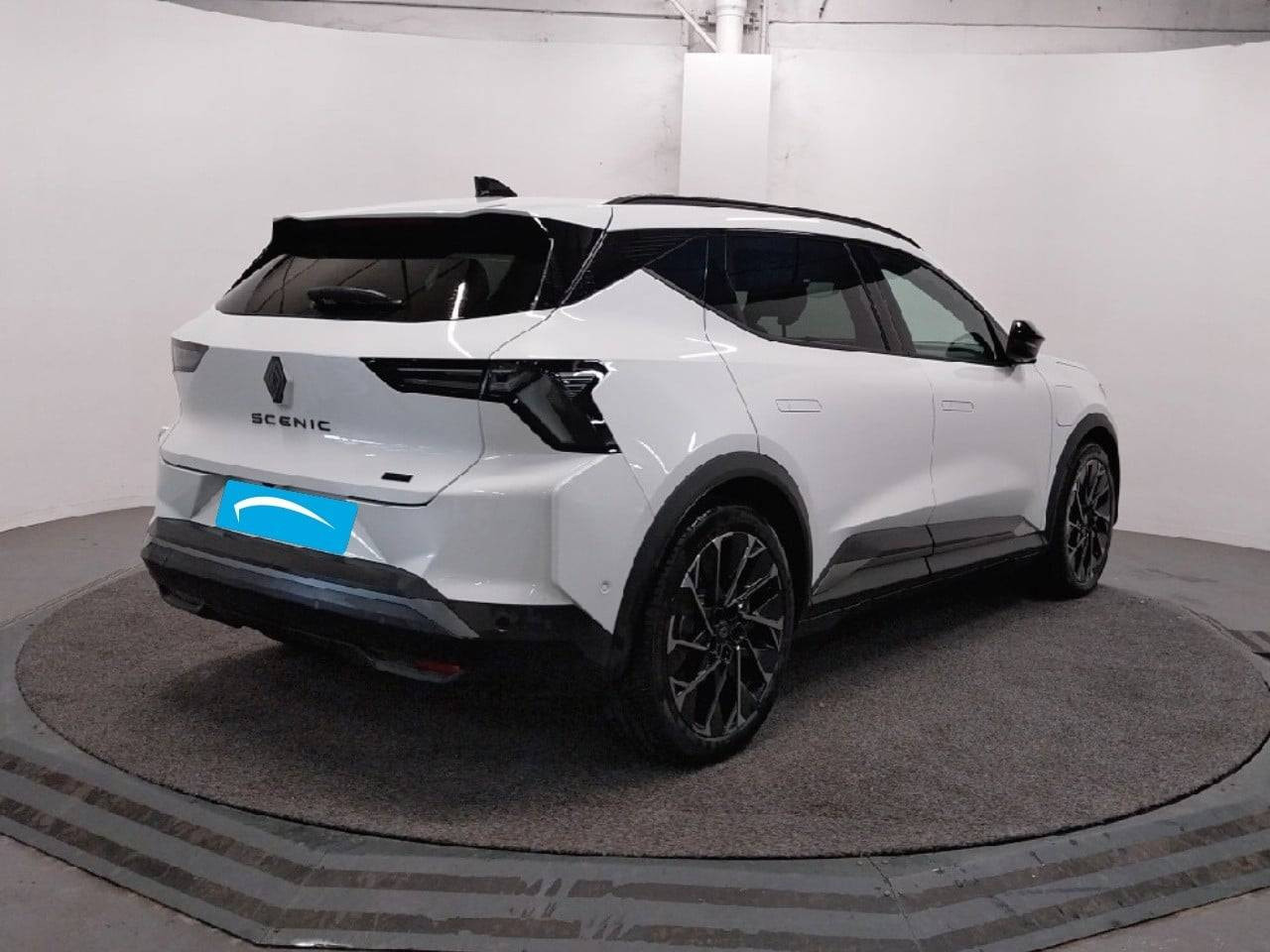 Vente en ligne Renault Scenic E-Tech  220 ch grande autonomie au prix de 41 990 €