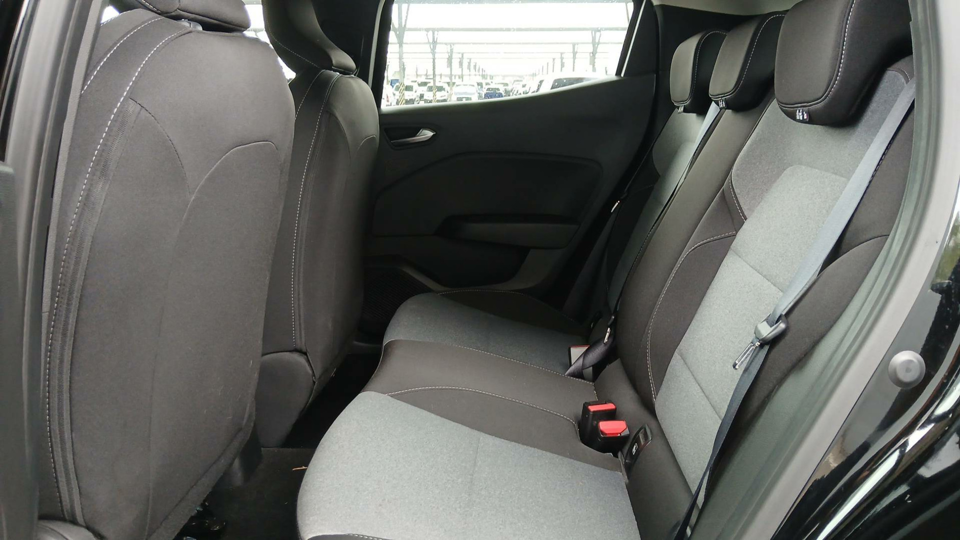 Vente en ligne Renault Clio 5 Clio Blue dCi 100 ch GSR2 au prix de 18 990 €