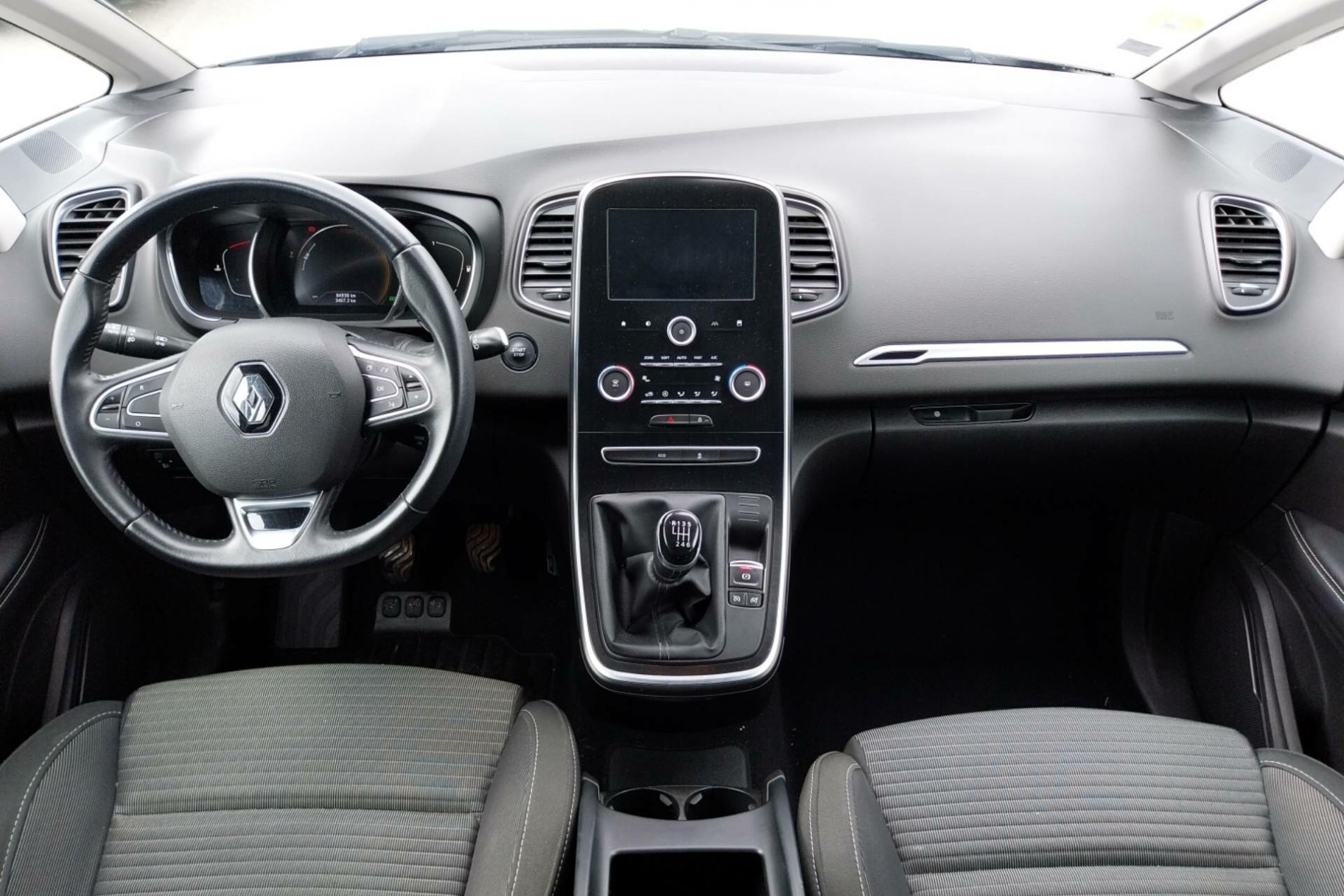 Vente en ligne Renault Scenic 4 Scenic dCi 130 Energy au prix de 14 990 €