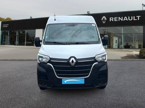 Vente en ligne Renault Master Fourgon MASTER FGN TRAC F3300 L2H2 BLUE DCI 135 au prix de 24 990 €