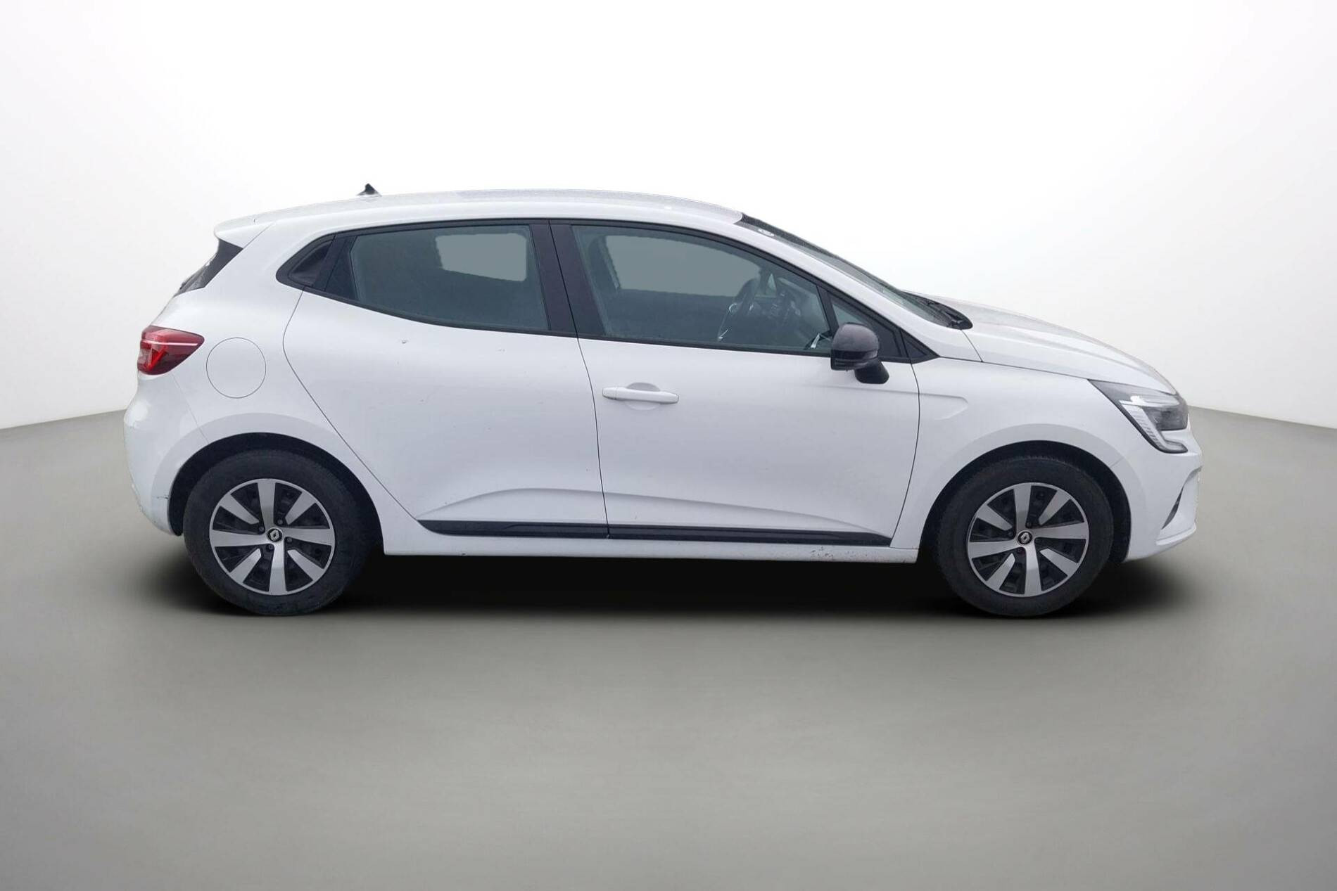 Vente en ligne Renault Clio 5 Clio TCe 90 au prix de 14 790 €