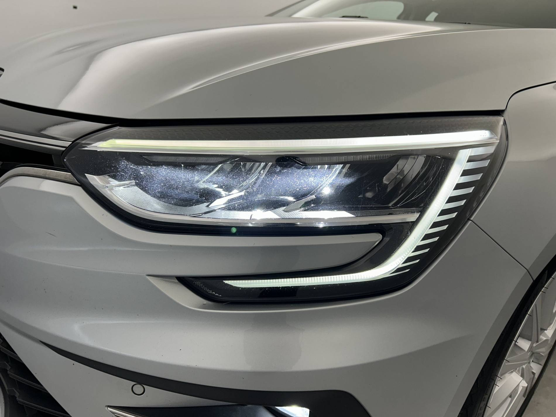 Vente en ligne Renault Megane 4  Blue dCi 115 EDC au prix de 15 490 €