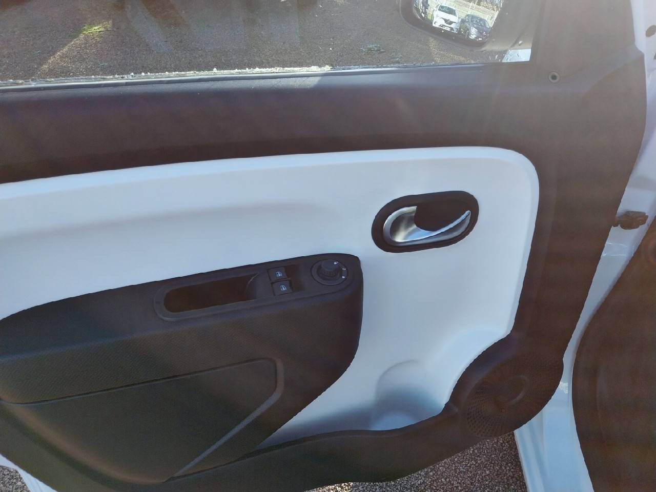 Vente en ligne Renault Twingo Electrique Twingo III E-Tech au prix de 11 990 €