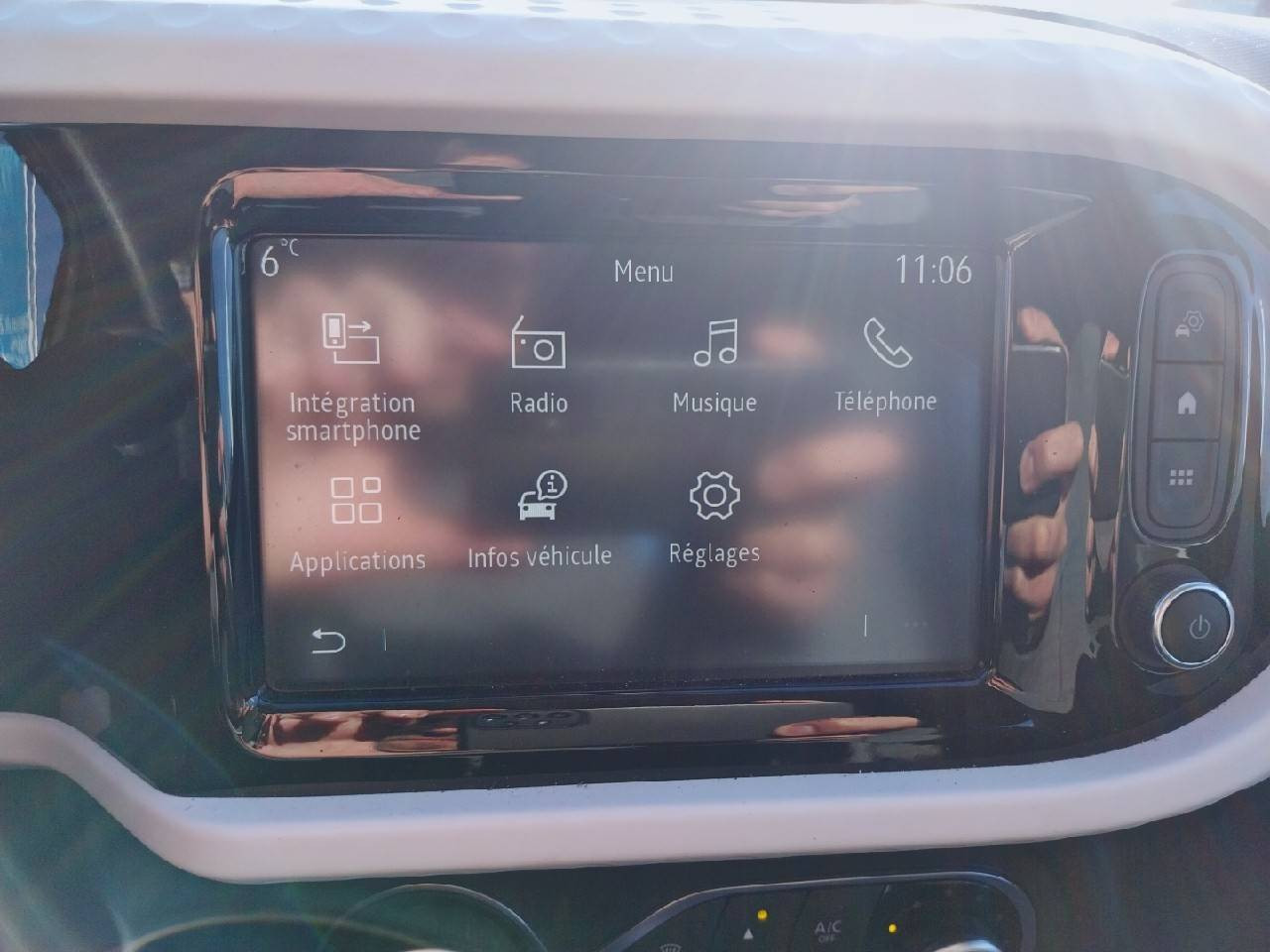 Vente en ligne Renault Twingo Electrique Twingo III E-Tech au prix de 11 990 €