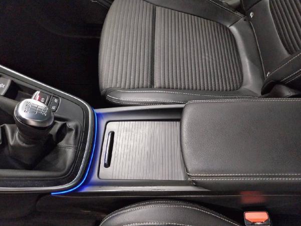 Vente en ligne Renault Scenic 4 Scenic Blue dCi 120 au prix de 18 990 €